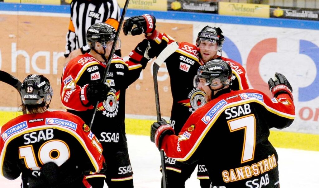 följ abbotts spännande resa till nhl, där han övervinner utmaningar och strävar mot sin dröm att bli en professionell hockeyspelare.