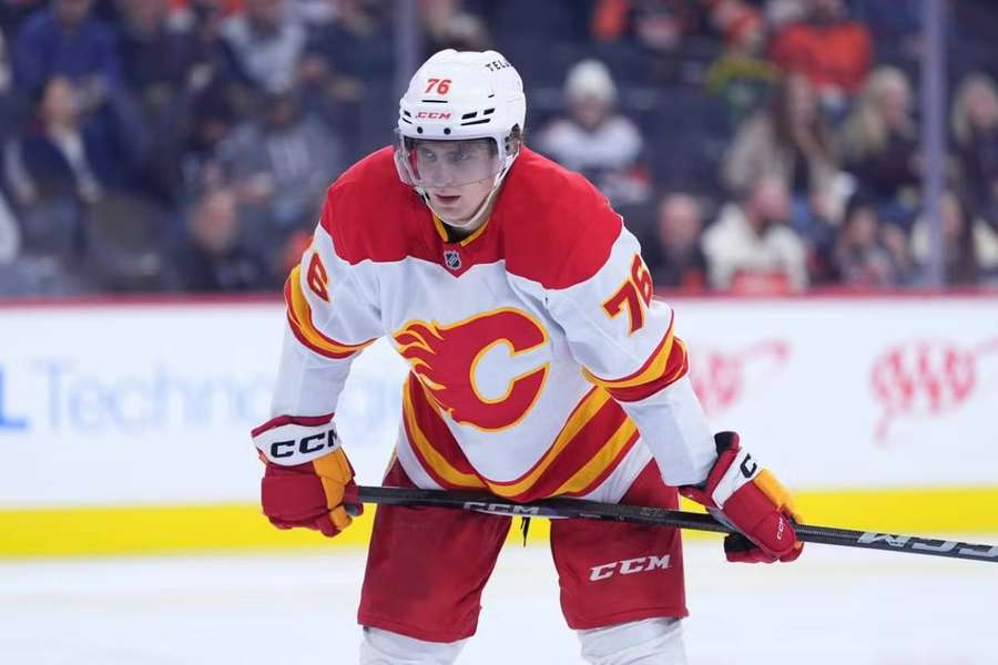 upptäck frondell nhl-kontrakt: en djupgående analys av kontrakten som formar framtiden för spelaren i national hockey league. få insikter om förhandlingar, prestationer och kontraktets påverkan på laget.