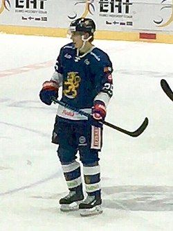 upptäck de senaste nyheterna och informationen om haapala till malmö. följ hans resa och prestationer i den svenska hockeyligan, och se hur han bidrar till malmös framgångar på isen.