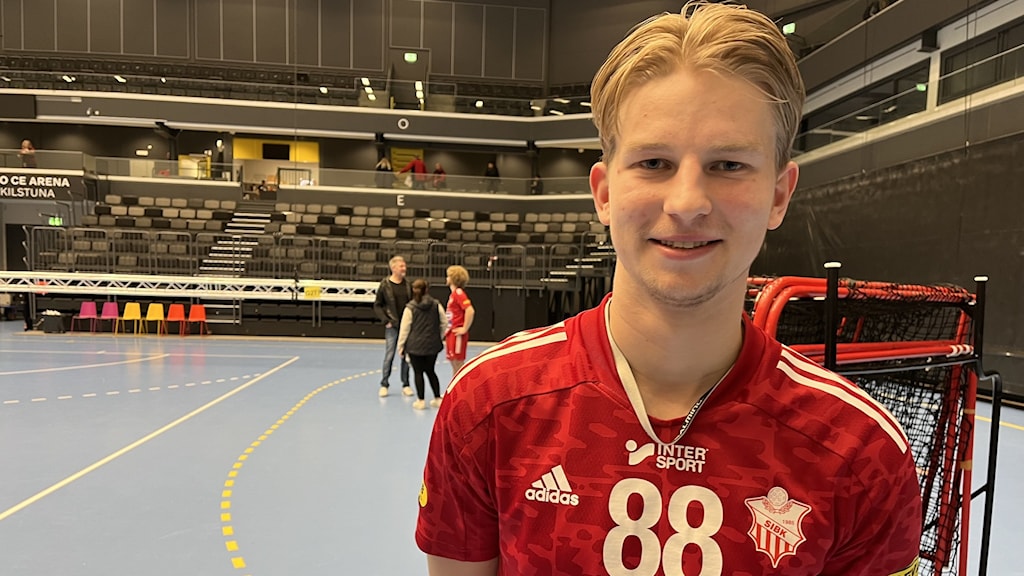 upptäck den spännande berättelsen om 'kasper återkallad', där gamla hemligheter avslöjas och relationer testas. följ kasper på hans känslomässiga resa och upptäck vad det verkligen innebär att återkalla det förflutna.