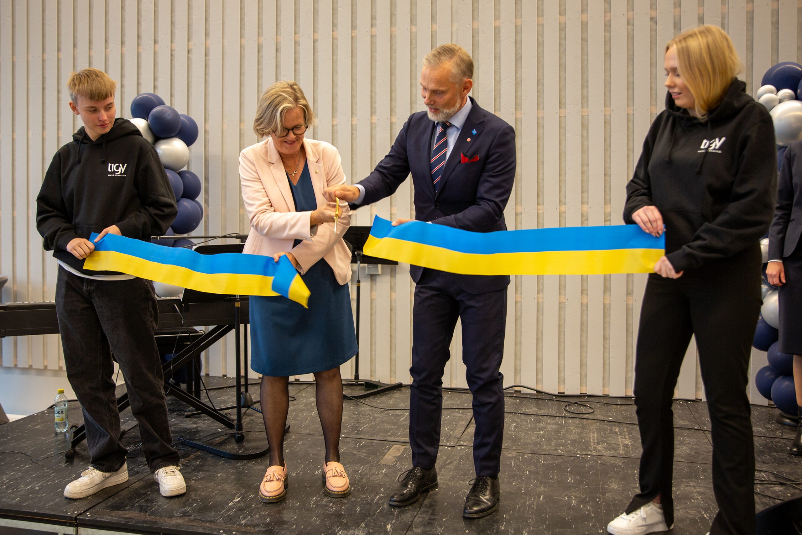 upplev spänningen i mötet med timrå! följ med på en resa genom lagets historia, prestationer och framtidsvisioner. missa inte chansen att få unika insikter och bakom kulisserna-information!