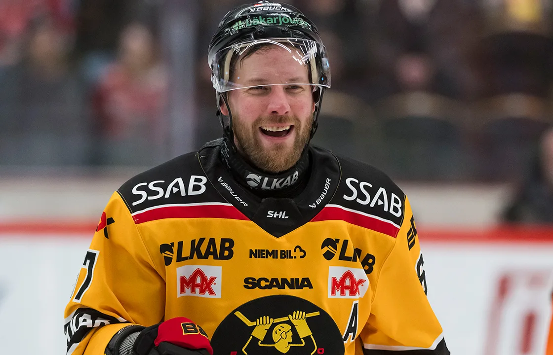 upptäck hur rattie leder poängligan i linköping hc och bidrar med sin oslagbara skicklighet på isen. följ hans prestationer och se hur han påverkar lagets framgångar denna säsong.