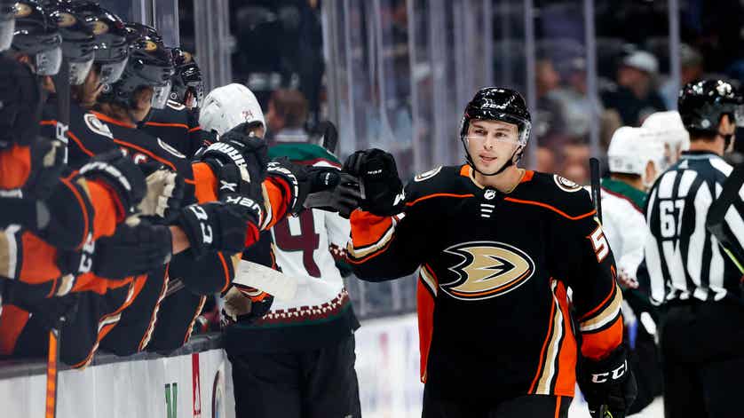 utforska allt om sitar och ishockey, inklusive spelstrategier, historia och tips för både nybörjare och erfarna spelare. få insikter om den spännande världen av ishockey och dess kopplingar till sitar.