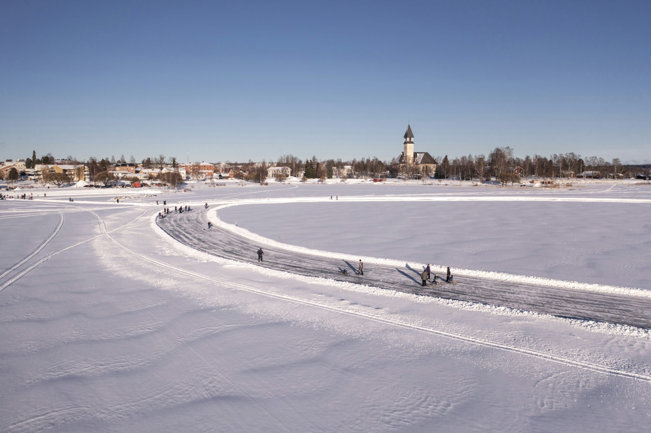 upptäck skellefteå, en charmig stad i norrland med vacker natur, kulturella evenemang och spännande aktiviteter. besök lokala sevärdheter och njut av livet i en av sveriges mest livliga regioner.
