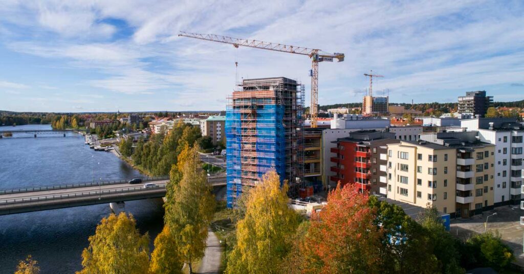 upptäck skellefteå, en charmig stad i norrland, känd för sin vackra natur, rika kultur och livliga samhällsliv. utforska lokala sevärdheter, friluftsaktiviteter och njut av den avslappnade atmosfären.