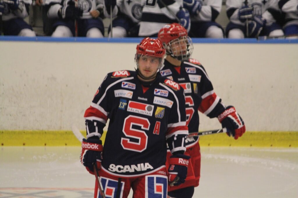 upptäck ssk backspelare – en akademi av talangfulla hockeyspelare som formar framtiden inom svensk ishockey. följ våra stjärnor på isen och se deras prestationer i ligan!