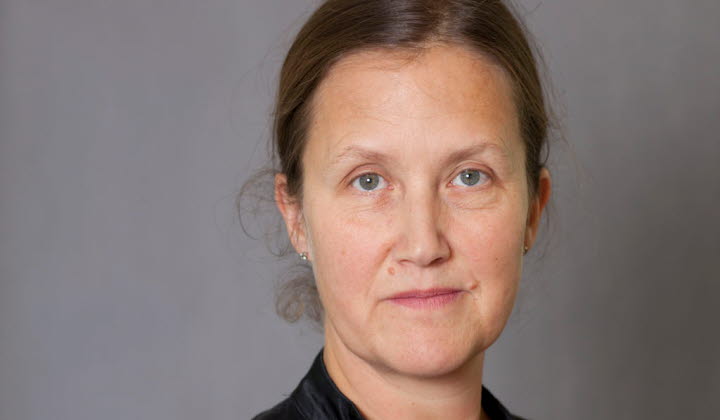 upptäck hur tullar påverkar den globala ekonomin och handelns dynamik. lär dig mer om tullars roll i internationell handel och deras inverkan på företag och konsumenter.