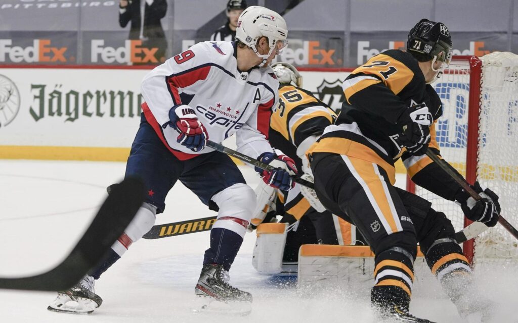 upplev hur bäckström strålar som målskytt! läs om hans imponerande prestationer och hur han bidrar till lagets framgångar på isen. få en inblick i hans teknik och målsyn som gör honom till en nyckelspelare.