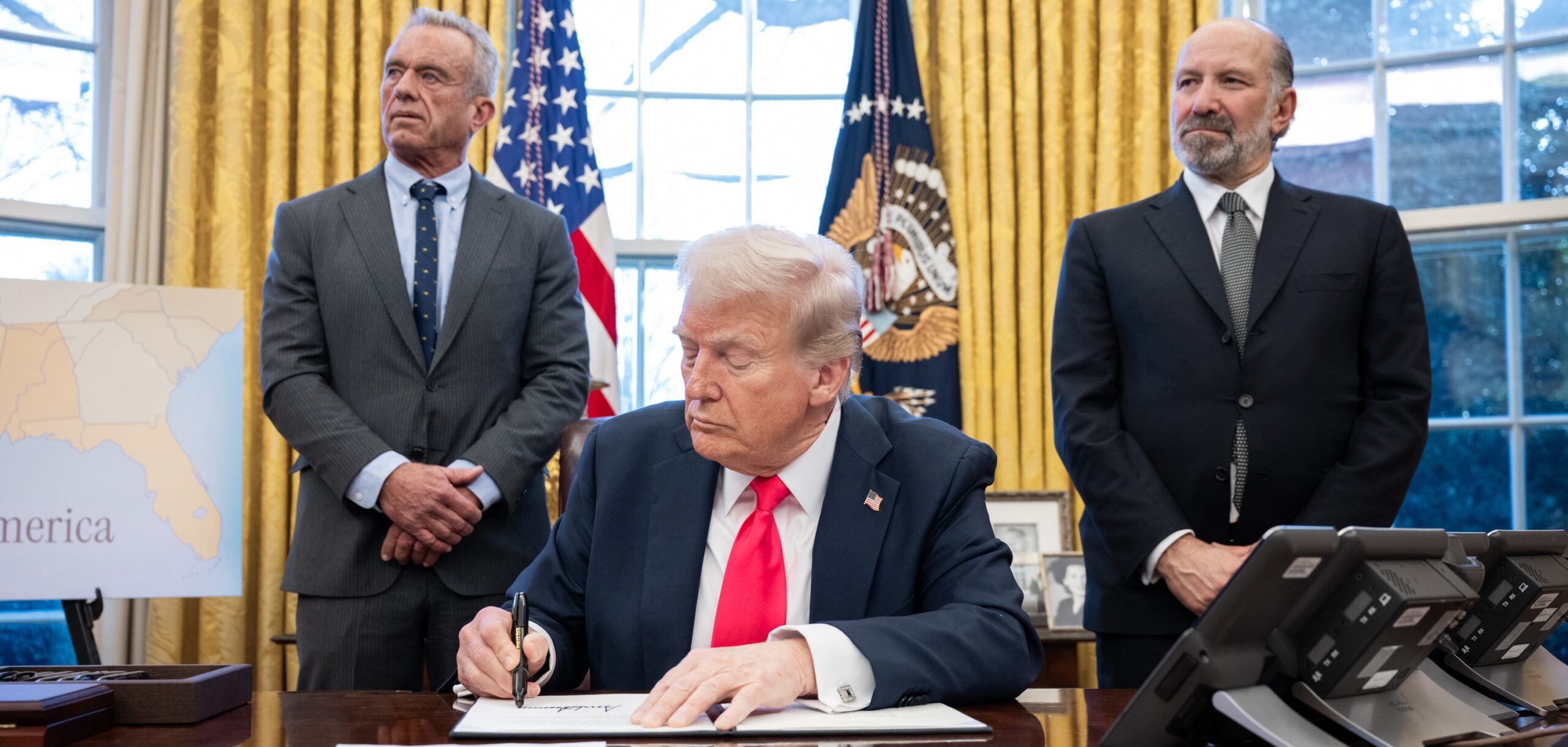 följ de senaste nyheterna om individer och grupper som påverkats av donald trumps politik. upptäck historier, analyser och insikter kring konsekvenserna av hans beslut på det svenska och globala planet.