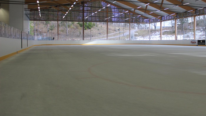 upptäck den nya ishallen som öppnar i forshaga! perfekt för skridskoåkning, hockey och roliga aktiviteter för hela familjen. ta reda på öppettider och mer information här.