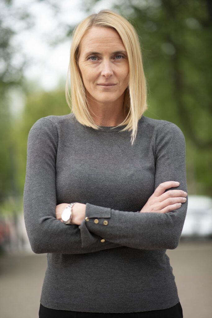 upptäck den bästa ishallen för inlinesåkning! hitta tips om träning, evenemang och utrustning för att maximera din åkupplevelse. välkommen till vår community av inlinesentusiaster!