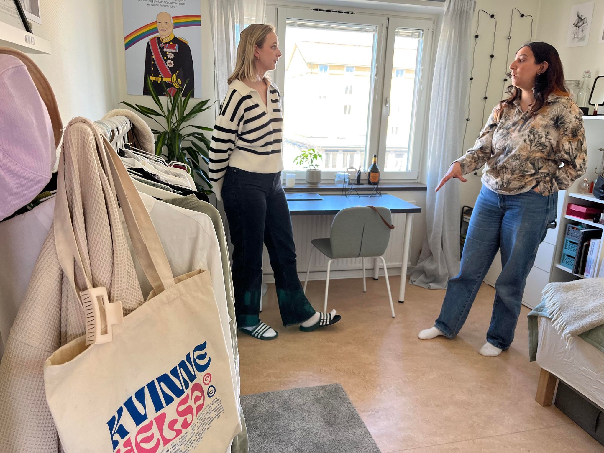 hitta din perfekta rumskompis i stockholm! följ oss på tiktok för tips, inspiration och de senaste rumsannonserna. gör din flytt enklare och roligare med vårt community.