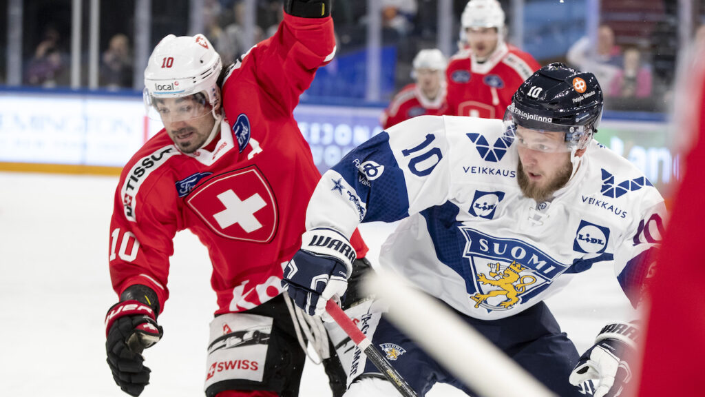få all information om schweiz-sverige euro hockey-matchen: datum, tider, laguppställningar och senaste nyheterna. följ spänningen mellan två hockeytoppar!