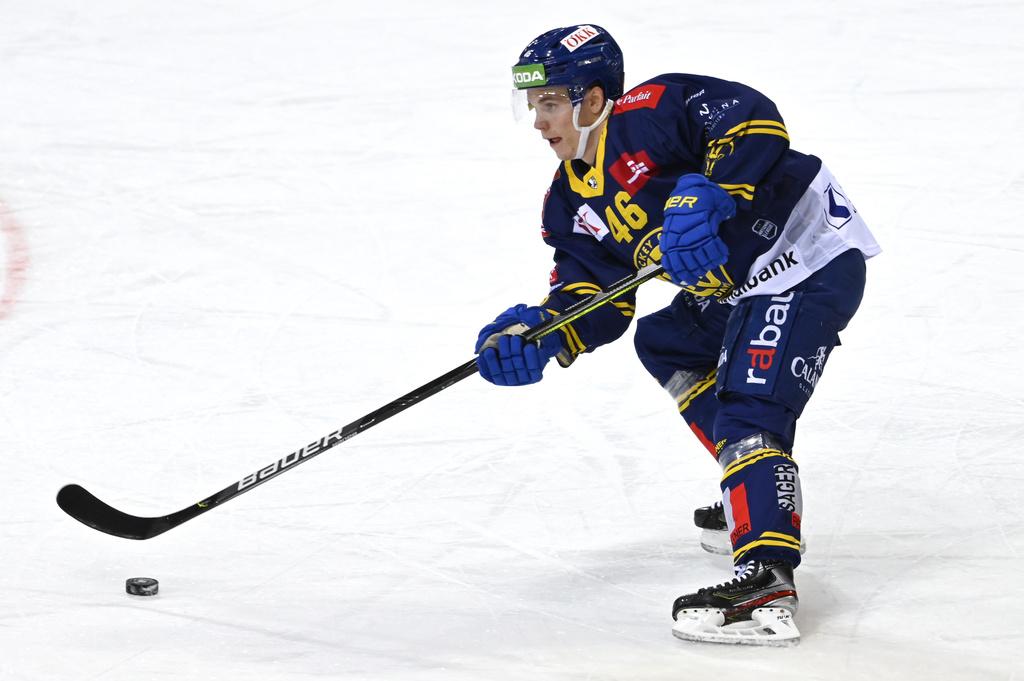 följ schweiz-sverige i euro hockey-turneringen! se matchdatum, resultat, statistik och analys av mötet mellan två av europas främsta ishockeynationer.