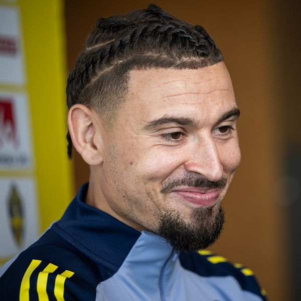 se varför bergvalls kommentar om det virala klippet väcker stor uppmärksamhet online. läs mer om reaktionerna och vad som egentligen hände.