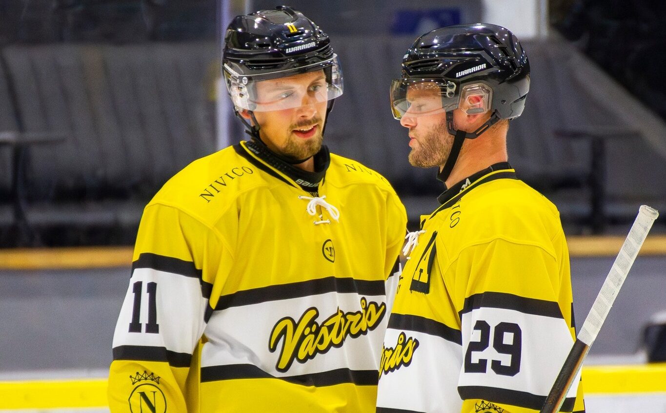 färjestad förlorade en spännande match mot rögle. läs om matchens höjdpunkter, mål och analyser av lagens insatser.