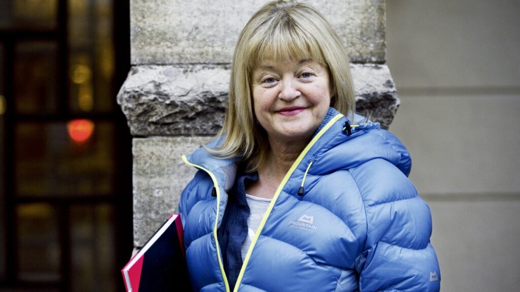 upptäck varför josefsson hyllas av både kritiker och fans. läs mer om hans framgångar, prestationer och betydelse inom sitt område.