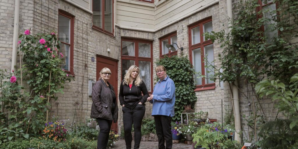 upptäck hur lugnet kan väcka nyfikenhet och inspirera till nya insikter. låt dig guidas till ett inre lugn som öppnar dörrar till oväntad kreativitet och välbefinnande.