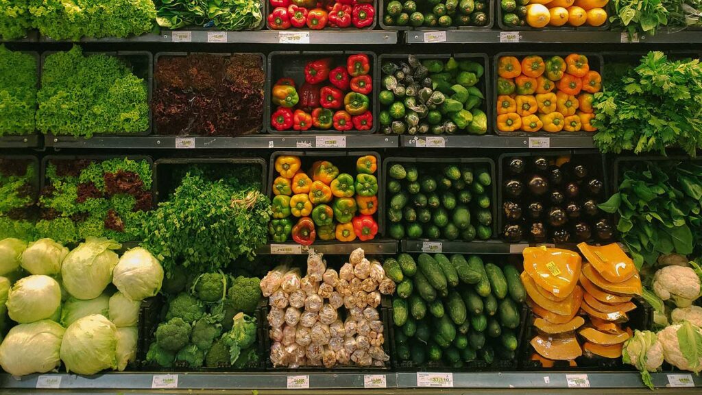 upptäck de senaste nyheterna om hur matpriserna faller i sverige. läs om orsakerna bakom prisnedgången och vad det betyder för din ekonomi.