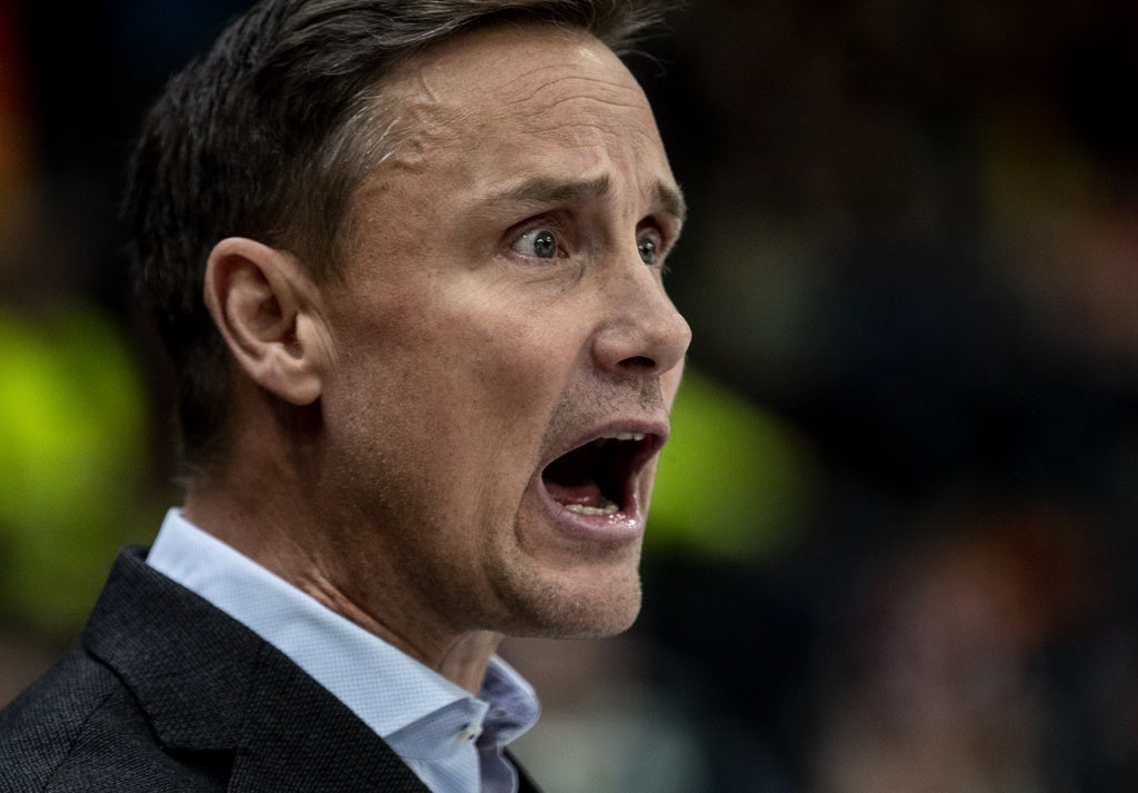 upptäck allt om rönnbergs lag i frölunda – senaste nyheterna, spelaranalyser och laguppställningar. håll dig uppdaterad med matchresultat och kommande evenemang för frölunda indians.