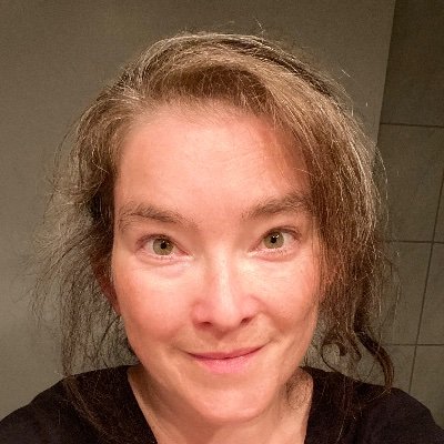 upptäck hur en skattesänkning på matmoms kan påverka din ekonomi, göra mat billigare och främja hållbar konsumtion i sverige. läs mer om fördelar och aktuella förslag.