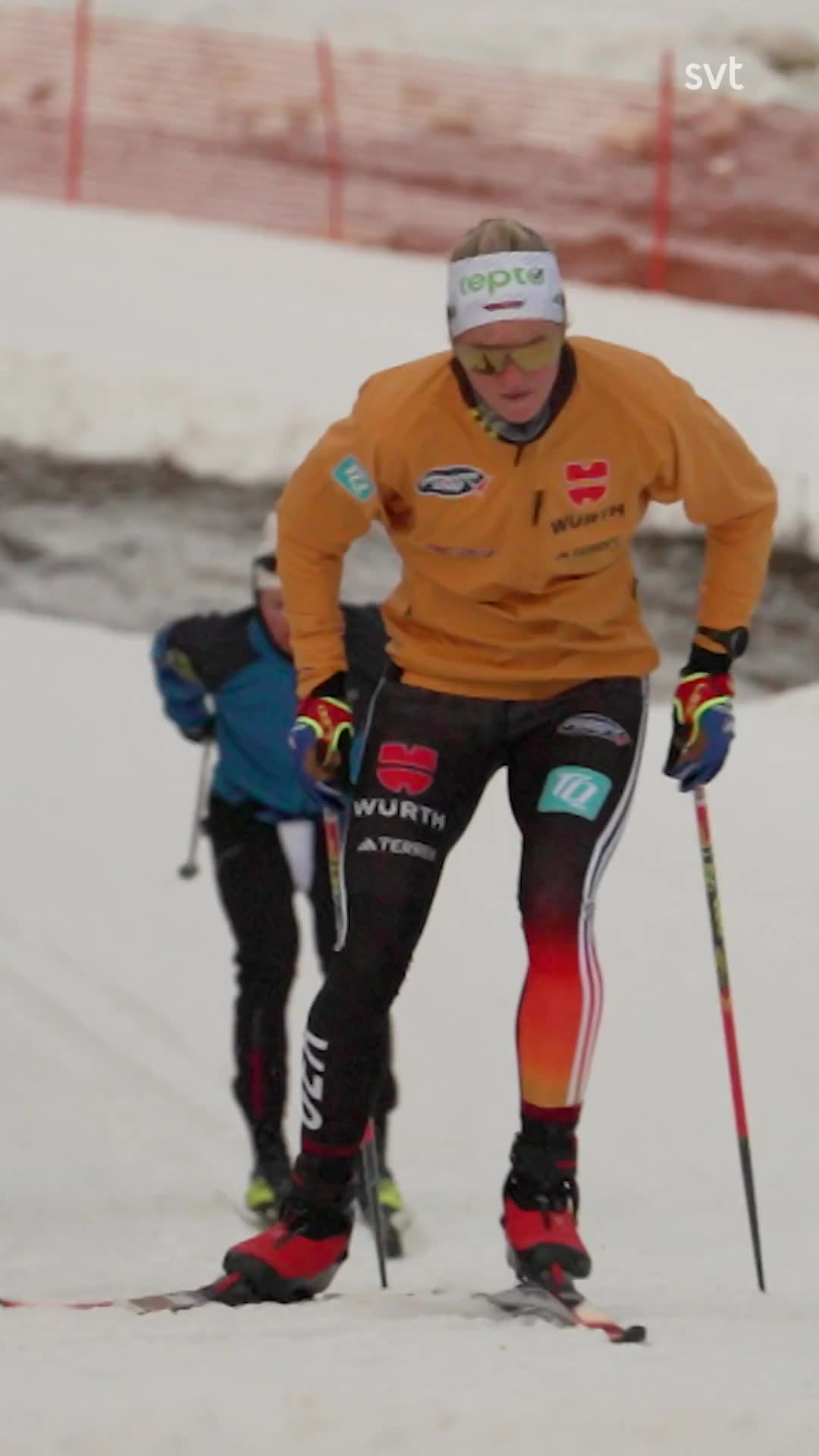 följ den spännande matchen där växjö slår djurgården. läs om höjdpunkterna, målen och nyckelspelarna i denna oförglömliga hockeydrabbning.
