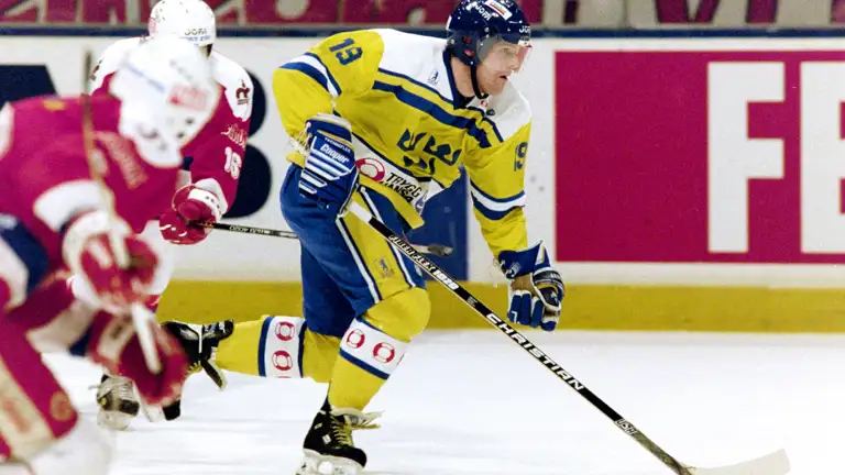 läs vår analys om anderssons insatser mot lindberg i shl. djupdykning i spelarprestationerna, taktiska val och matchens avgörande ögonblick.