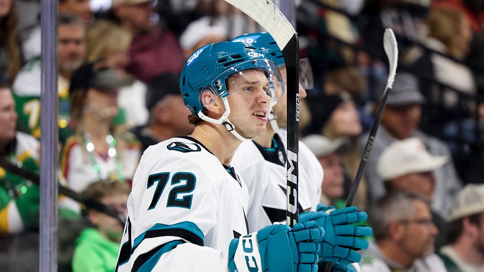 eklund gjorde två mål i matchen mot minnesota och blev matchhjälte. läs mer om hans insats och avgörande prestationer i denna spännande matchrapport.