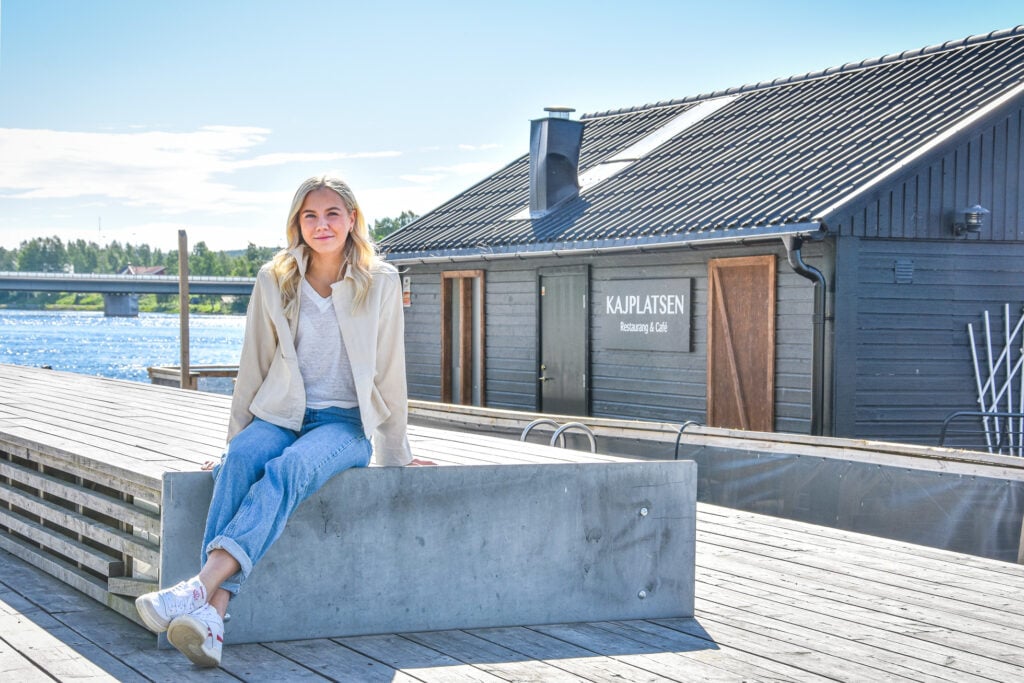 en älskad skellefteålegend har gått bort vid 55 års ålder. läs mer om hans liv, karriär och det avtryck han lämnade efter sig i staden och inom sporten.