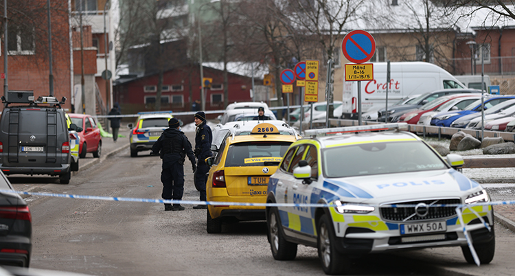 senaste nyheterna om skjutning i rinkeby. få uppdaterad information om incidenter, polisens insats och läget i området.