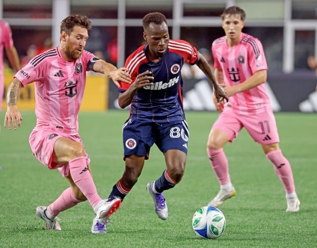 upptäck hur son och messi revolutionerar mls med sitt unika spel och påverkar ligans framtid. jämförelse av två världsstjärnor och deras bidrag till amerikansk fotboll.